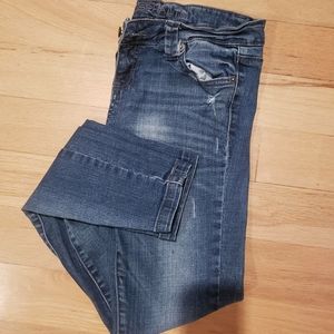 Distressed Skinny Jeans